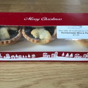 Box of six mince pies
